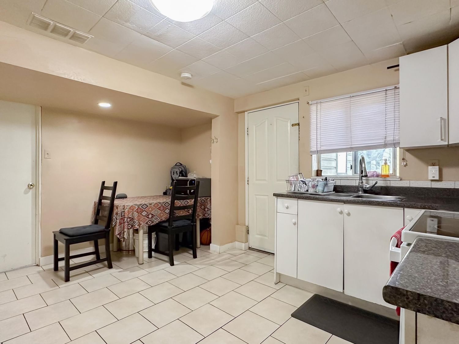 Listing Image 26