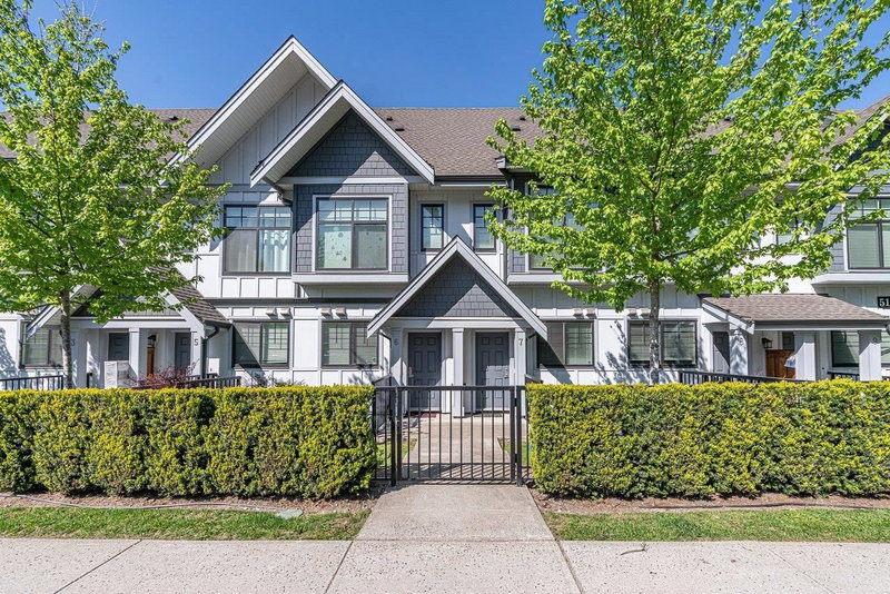 7 - 5132 Canada Way, Burnaby, V5E 0C3 | Image 2