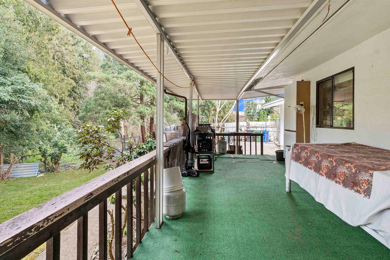 Listing Image 16