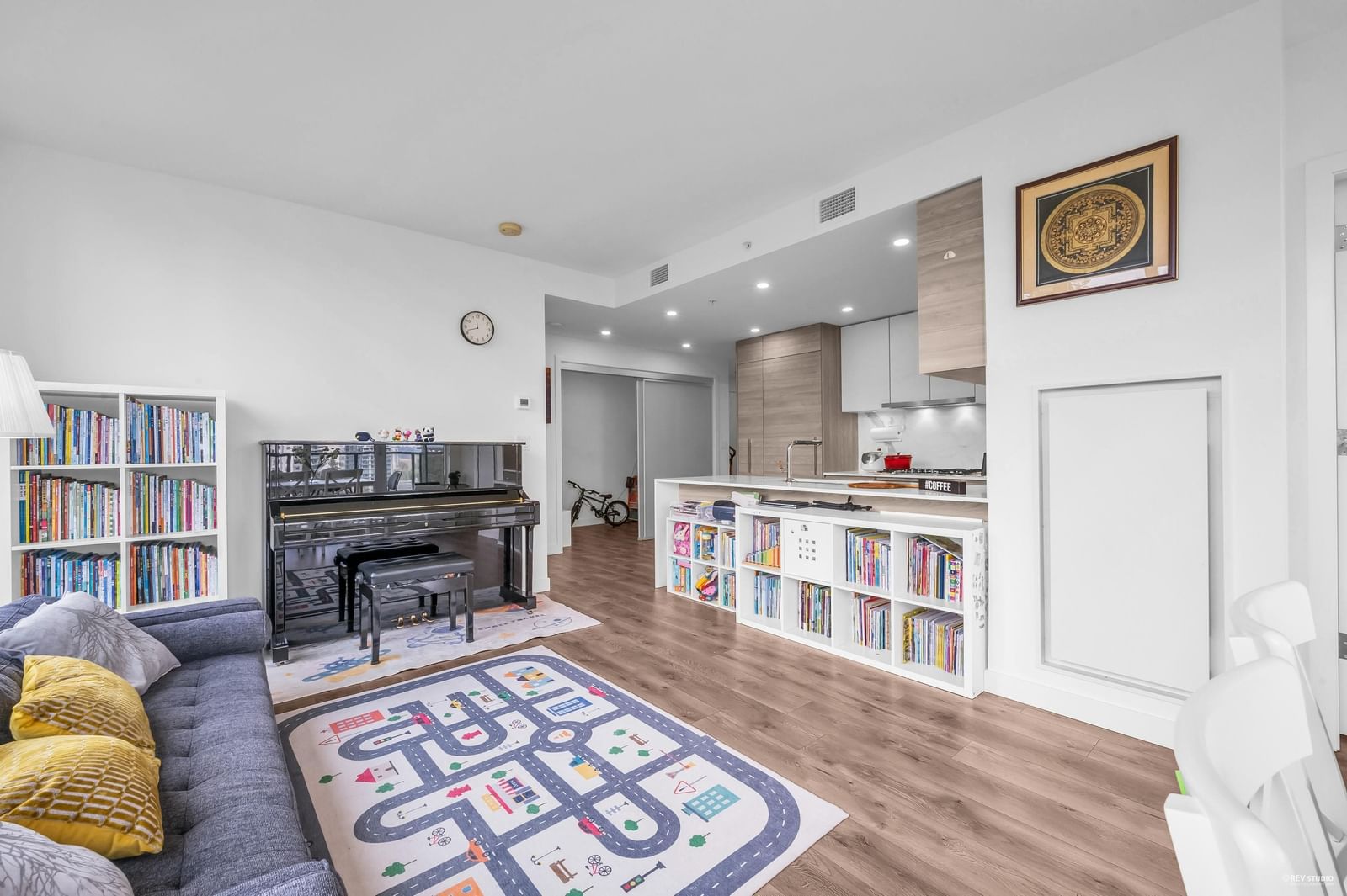 Listing Image 15