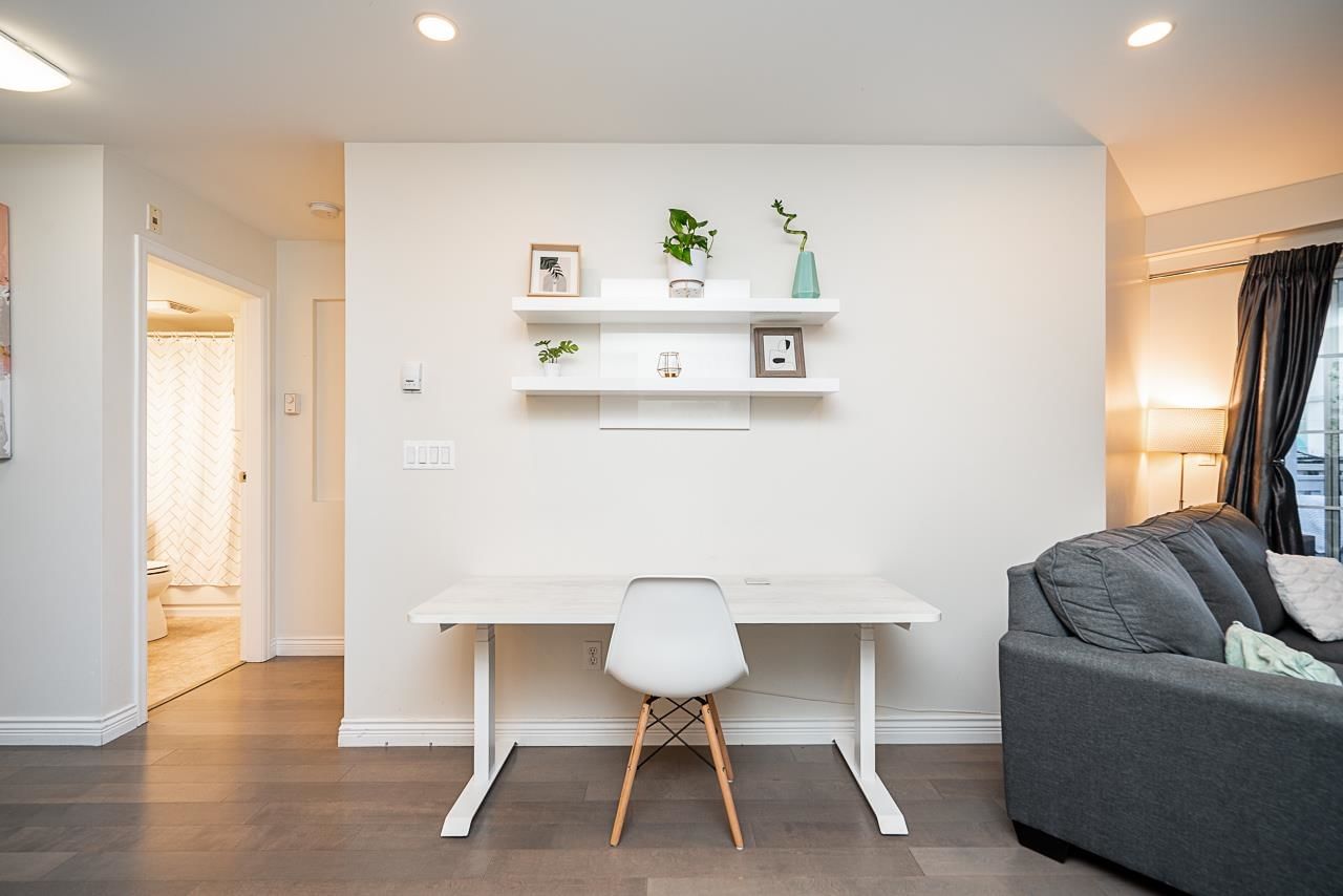 Listing Image 8