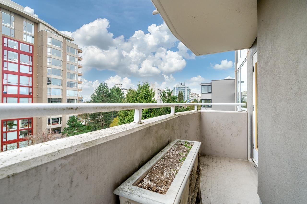 Listing Image 15