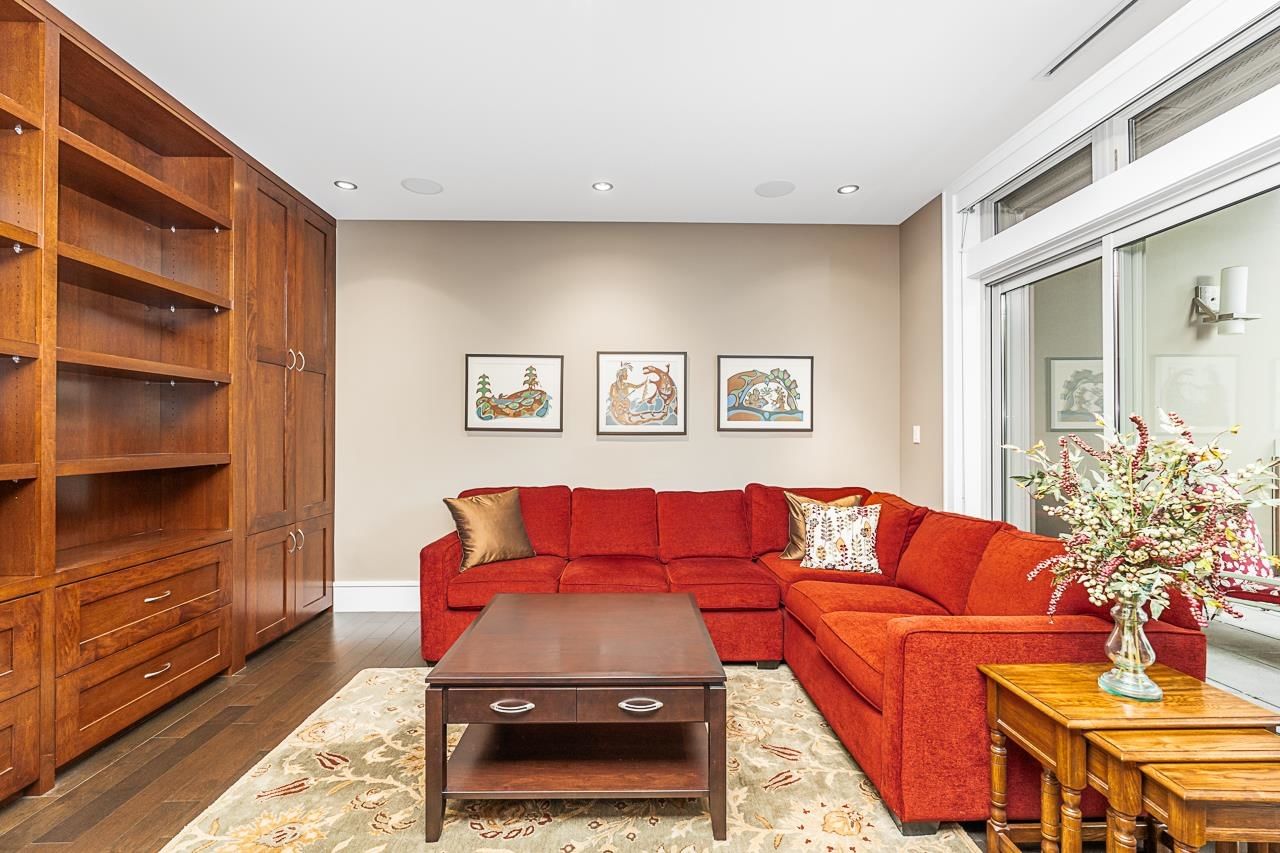 Listing Image 21