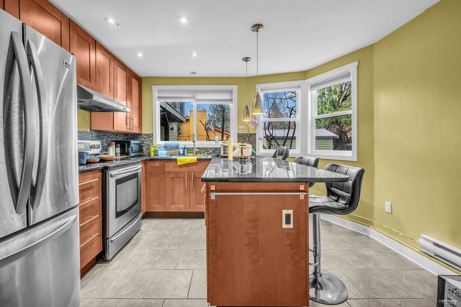 Listing Image 21