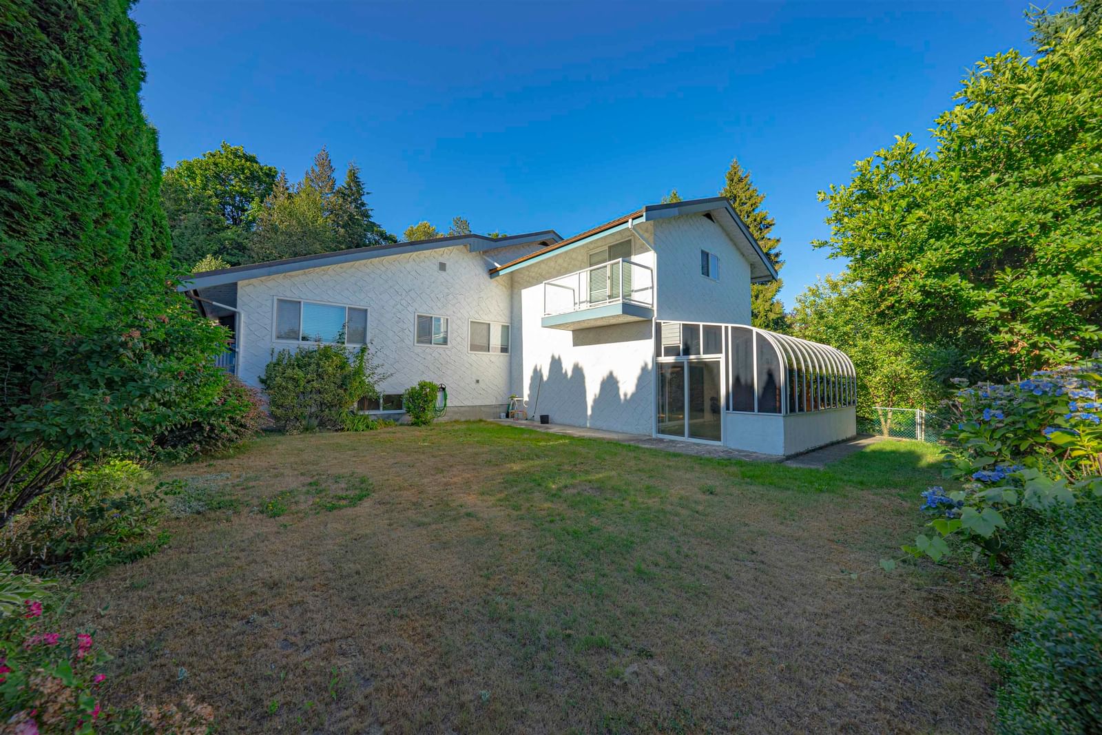 Listing Image 38