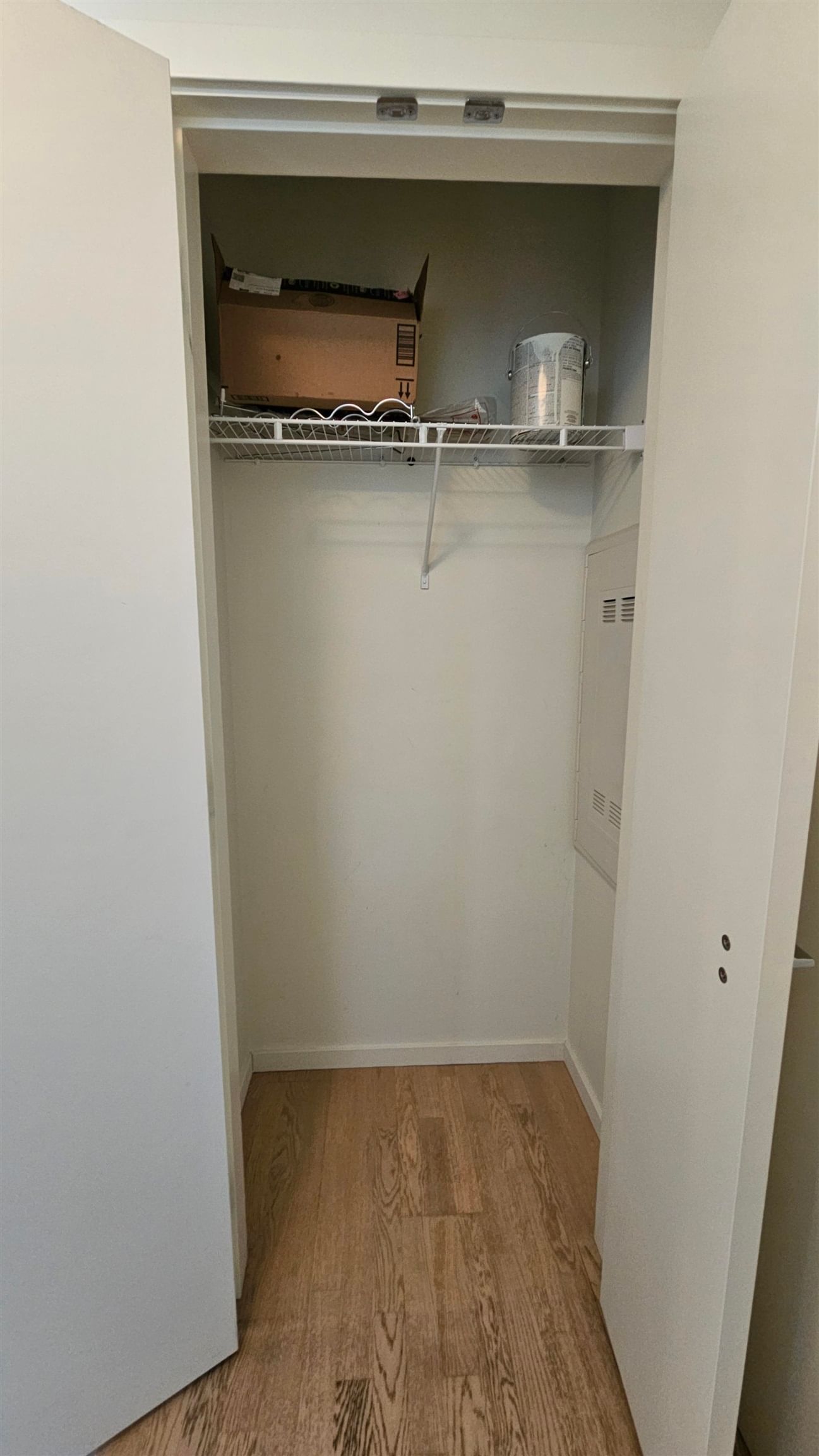 Listing Image 17