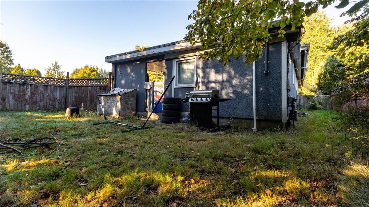 Listing Image 16