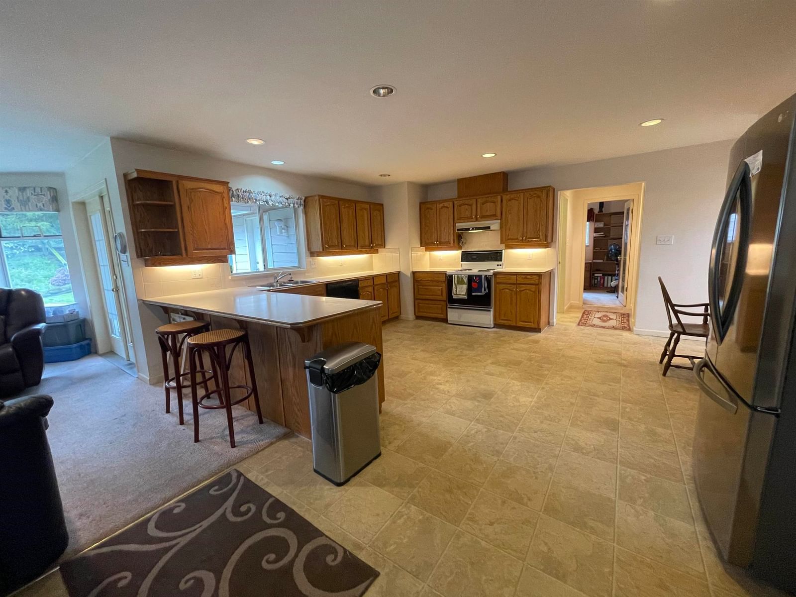 Listing Image 16