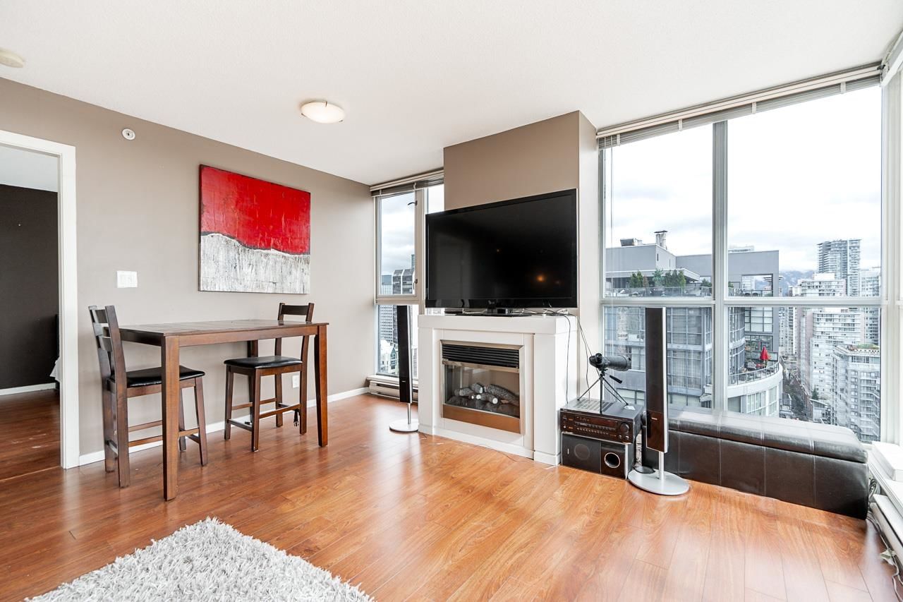 Listing Image 9