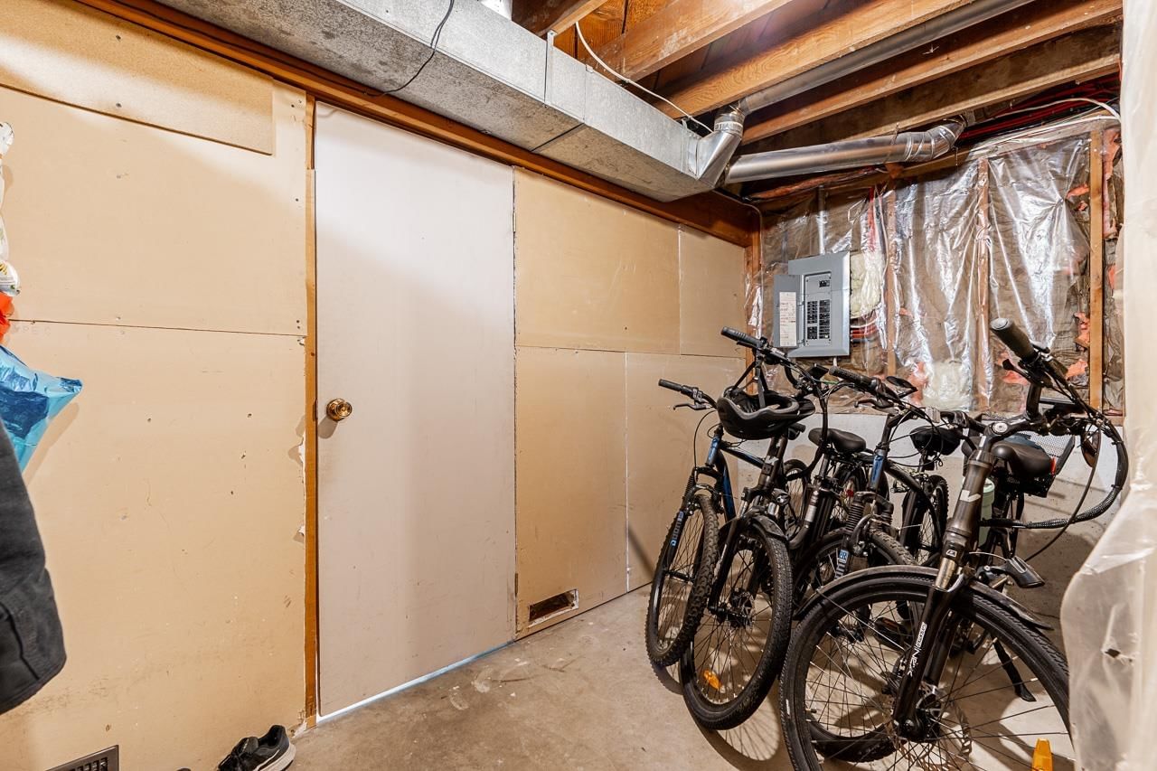 Listing Image 20