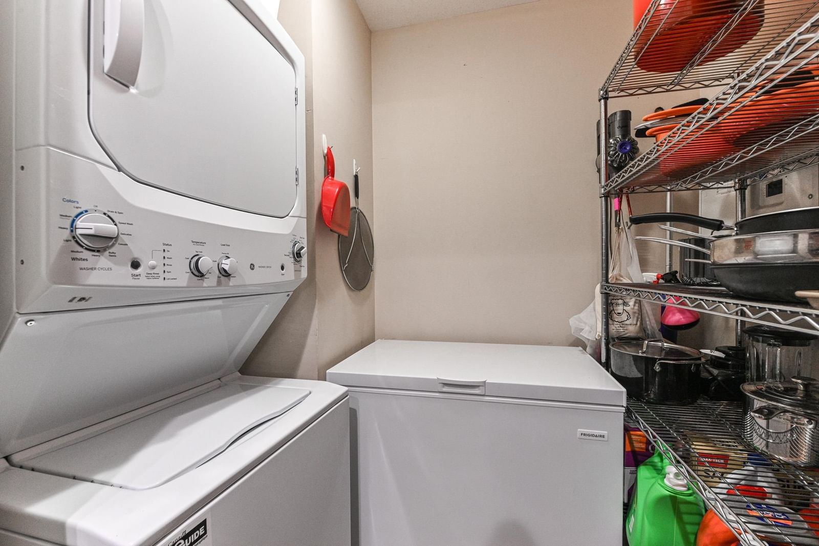 Listing Image 10