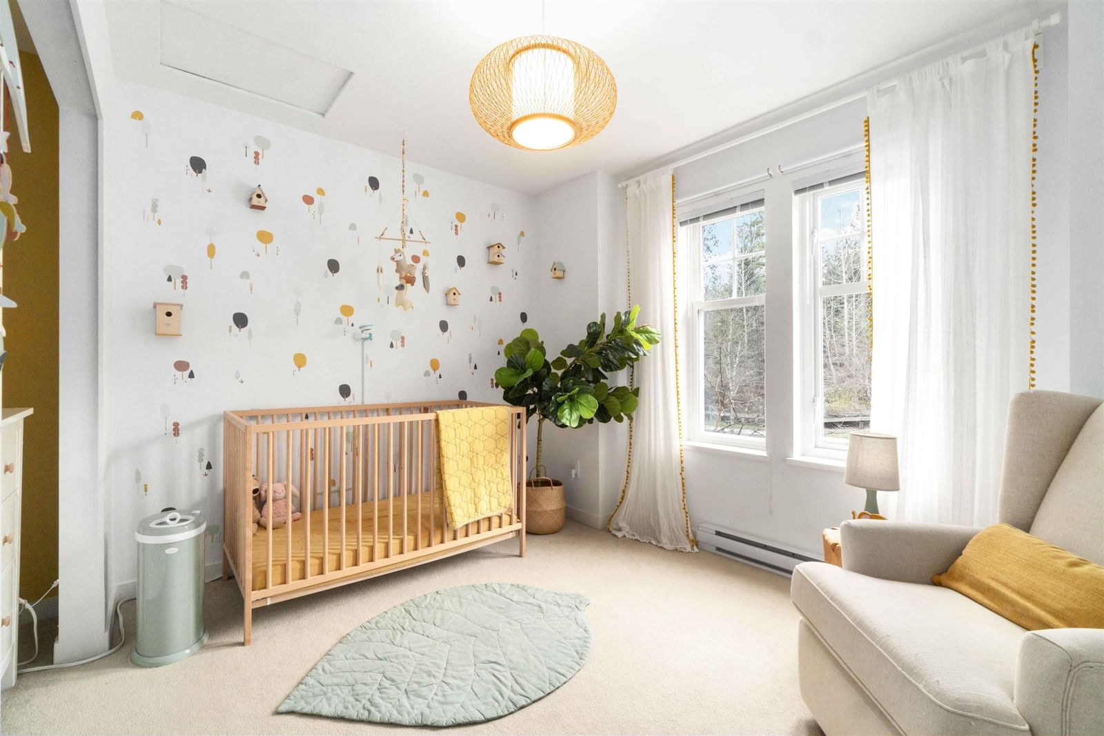 Listing Image 11