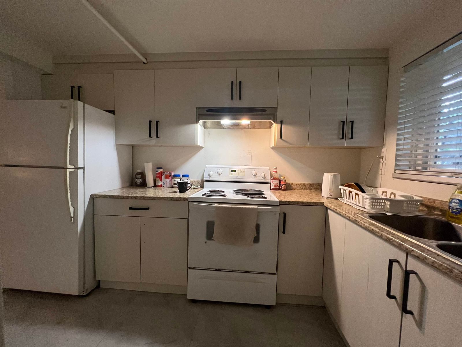 Listing Image 16