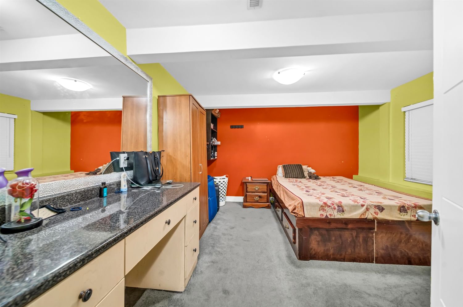 Listing Image 21