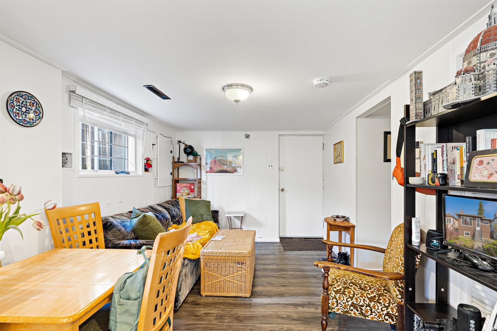 Listing Image 18