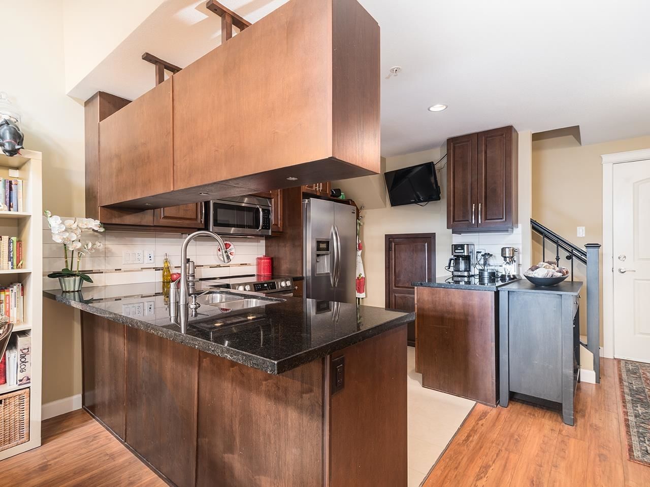 Listing Image 15