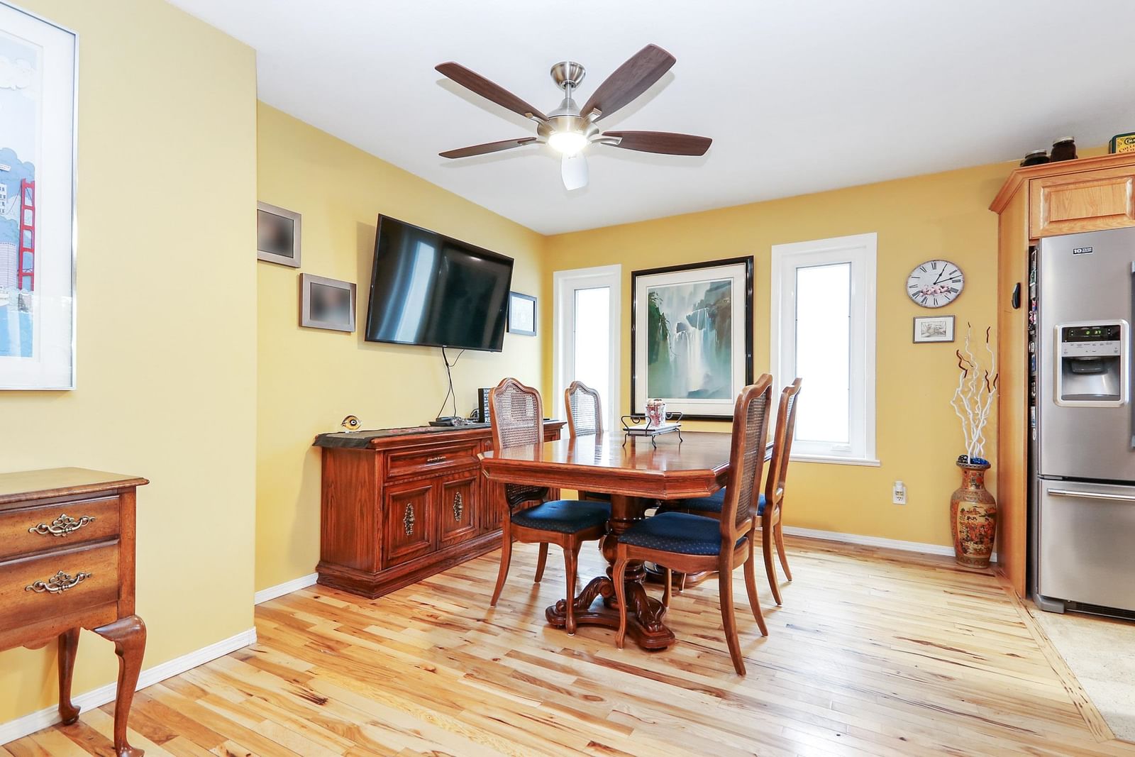 Listing Image 10