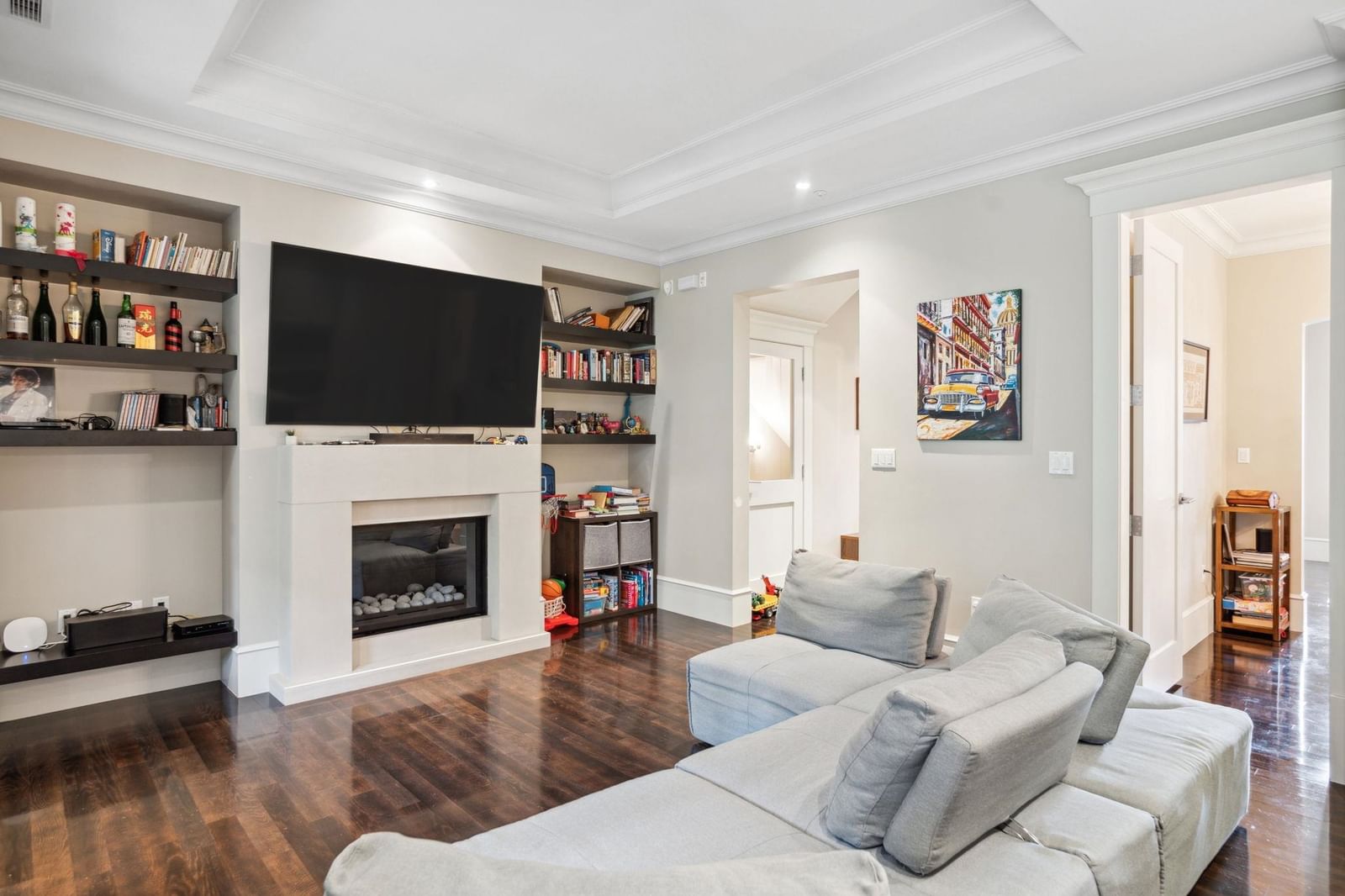 Listing Image 19