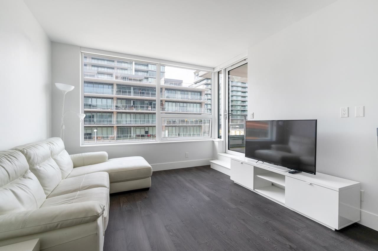 Listing Image 10