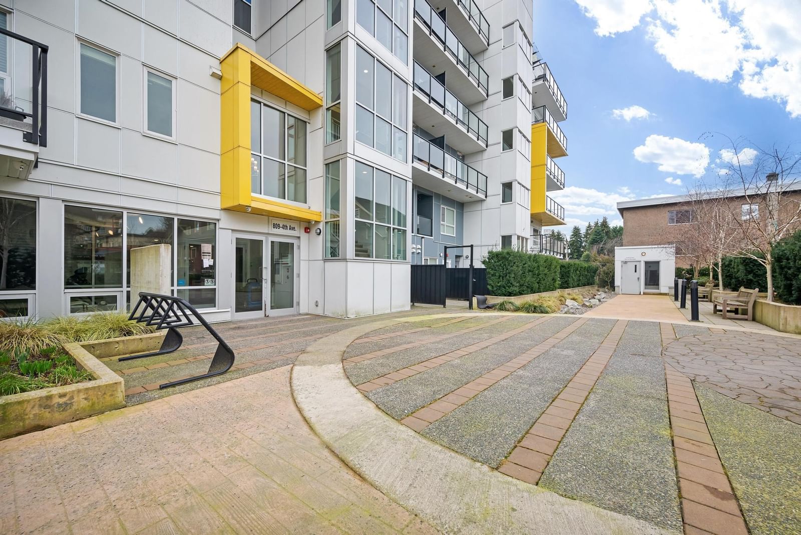Listing Image 20