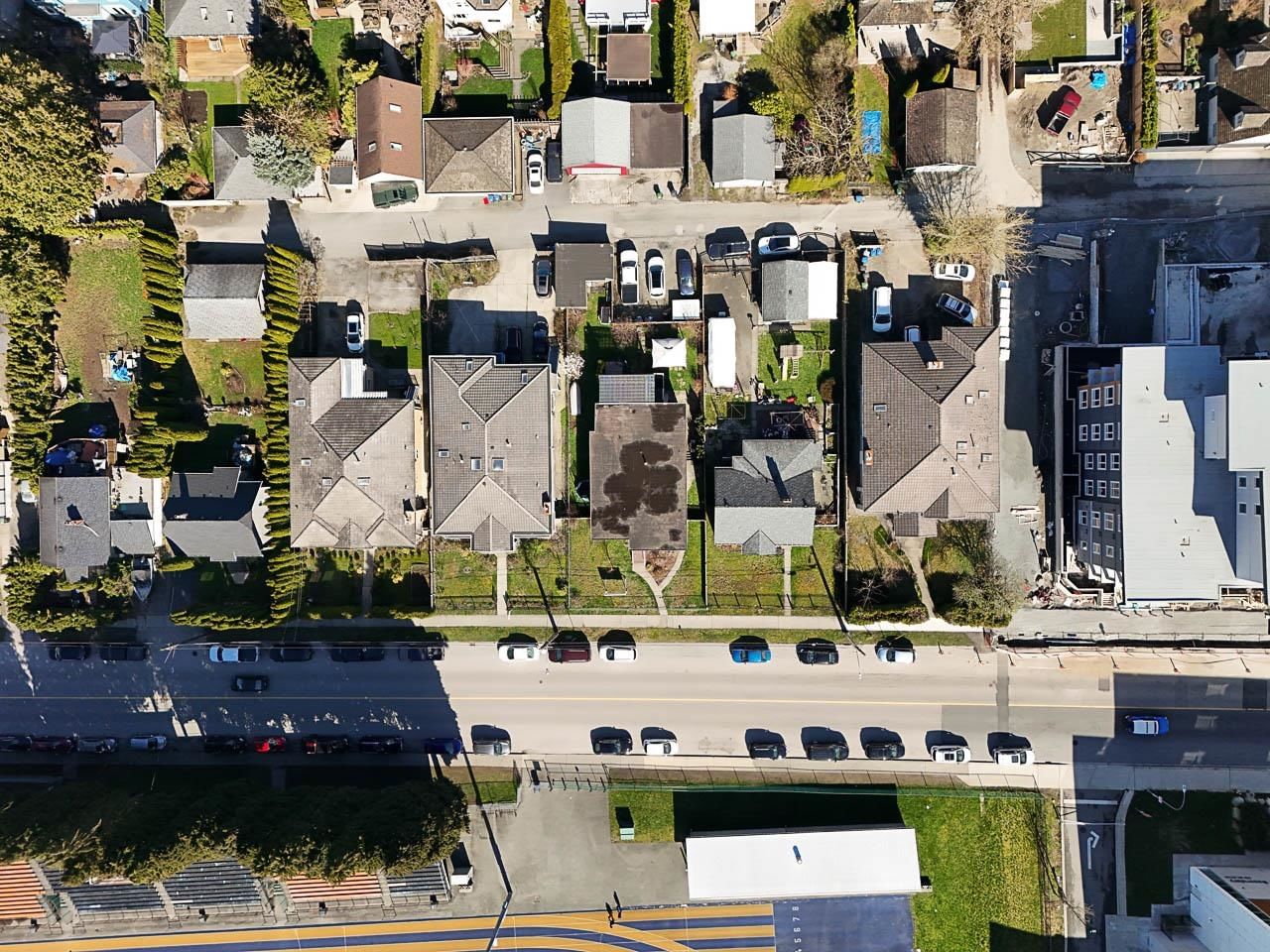 Listing Image 11