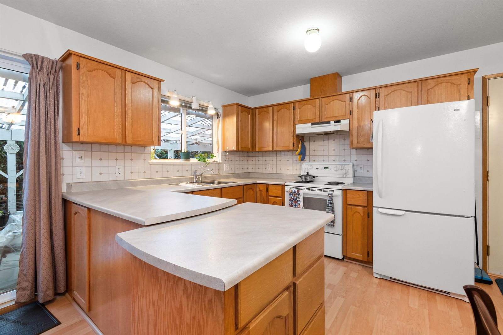 Listing Image 14
