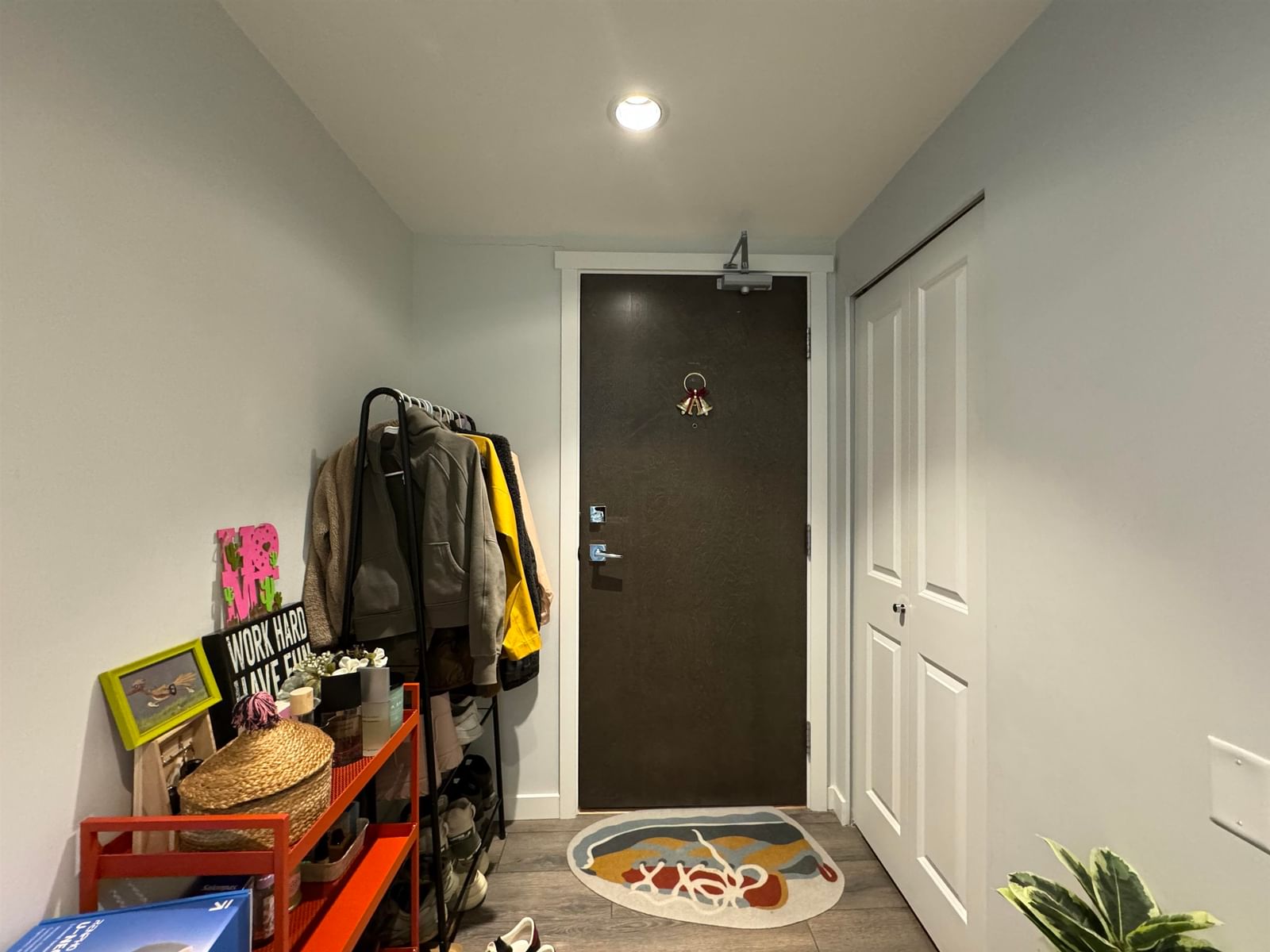 Listing Image 8