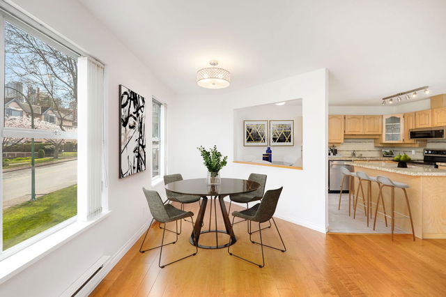 207 - 5565 Barker Avenue