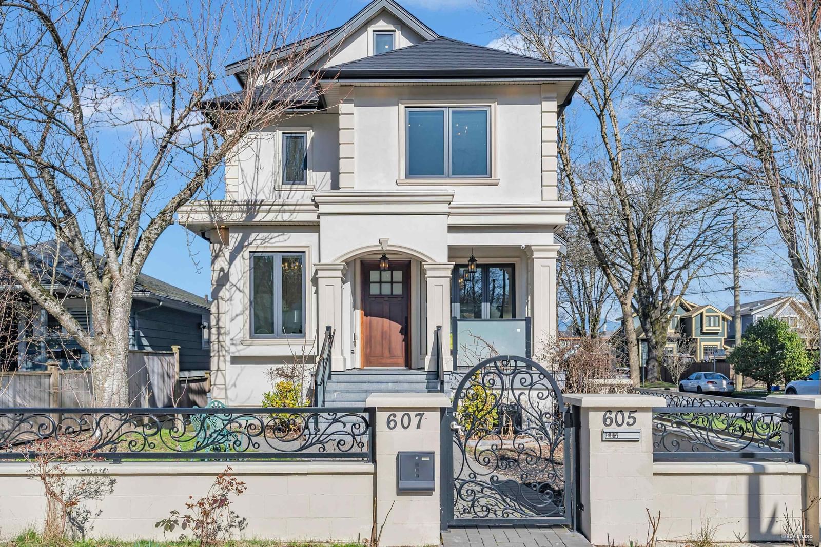 Listing Image 1