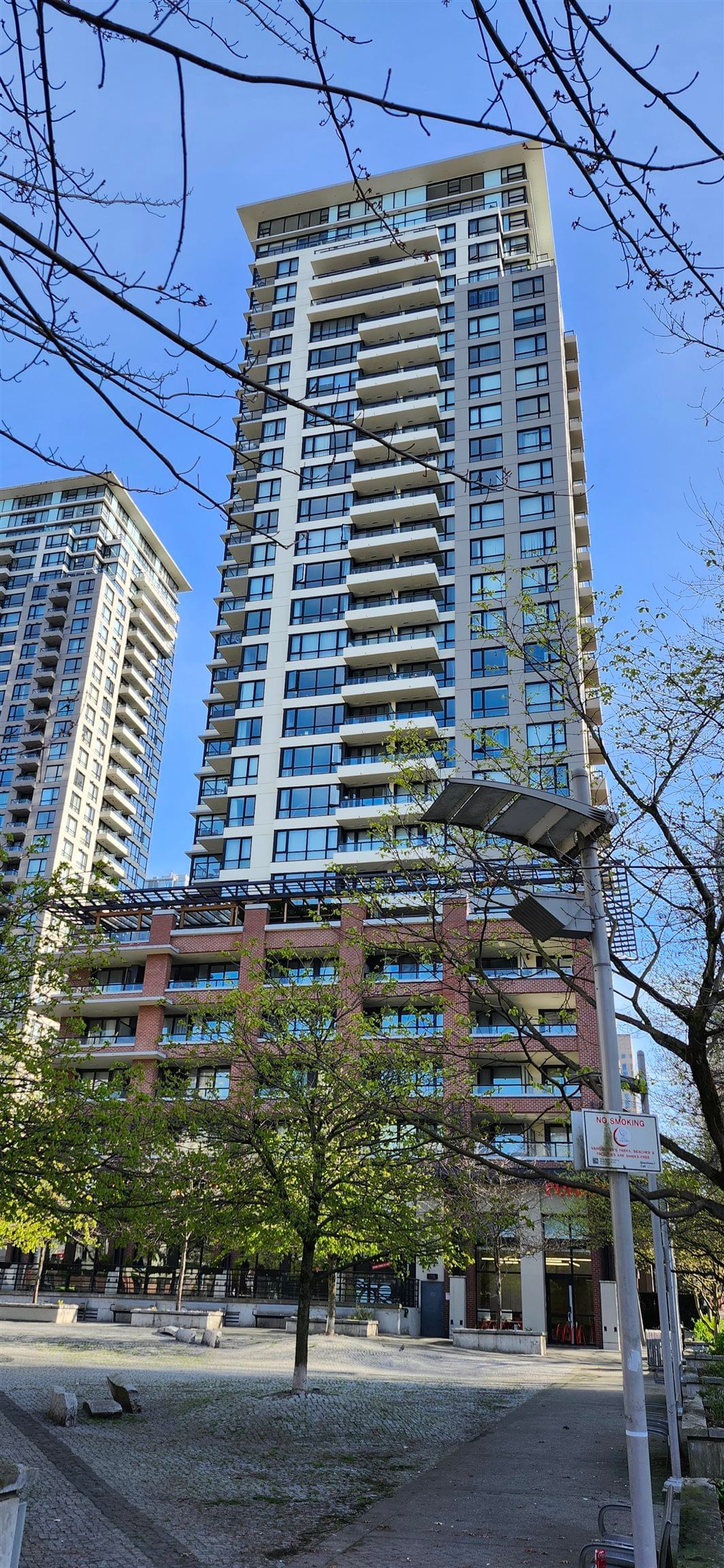 Listing Image 11