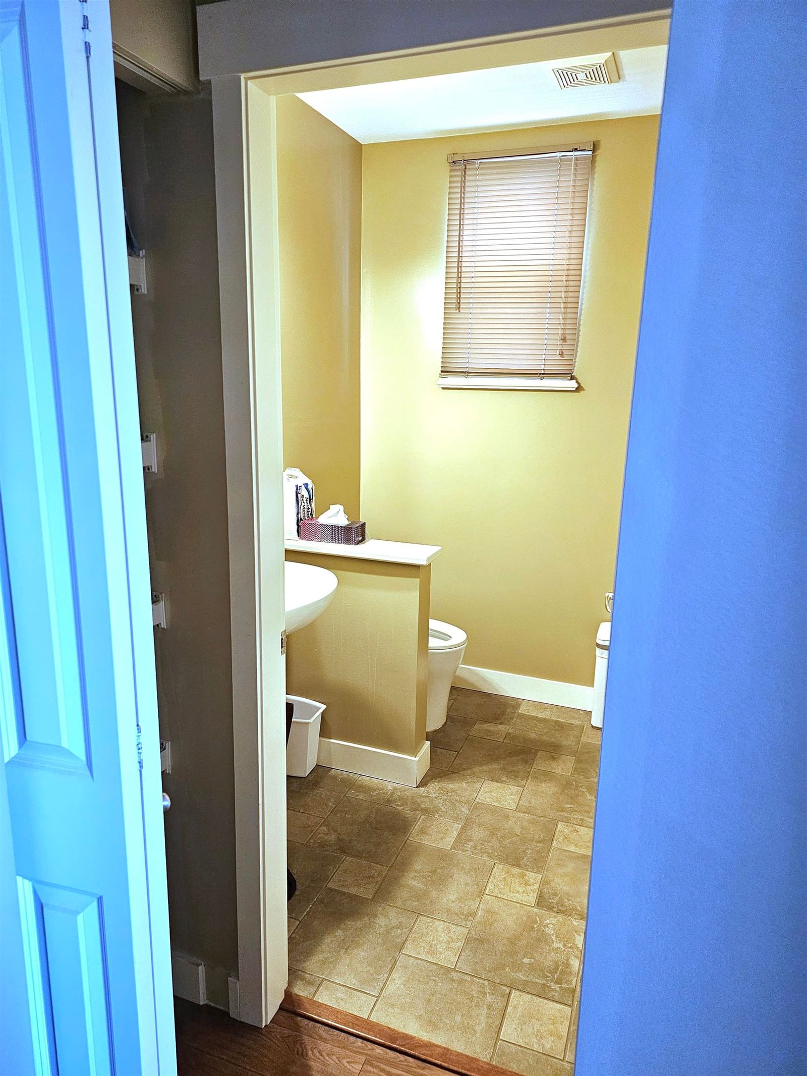 Listing Image 13