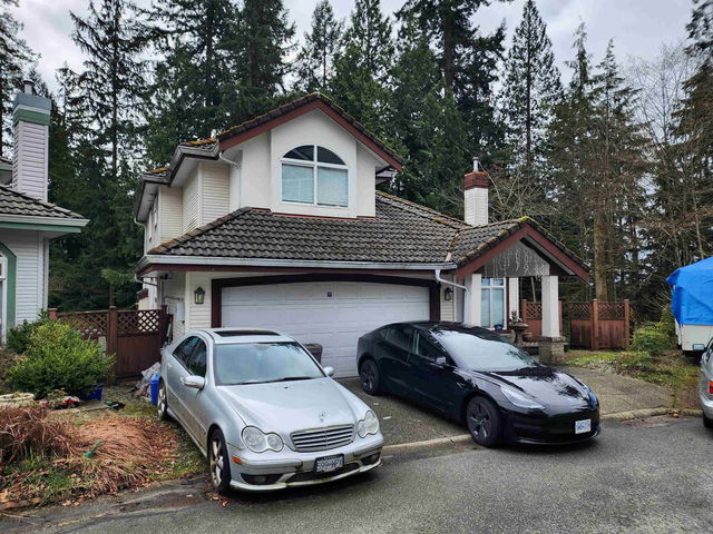 1622 Plateau Crescent