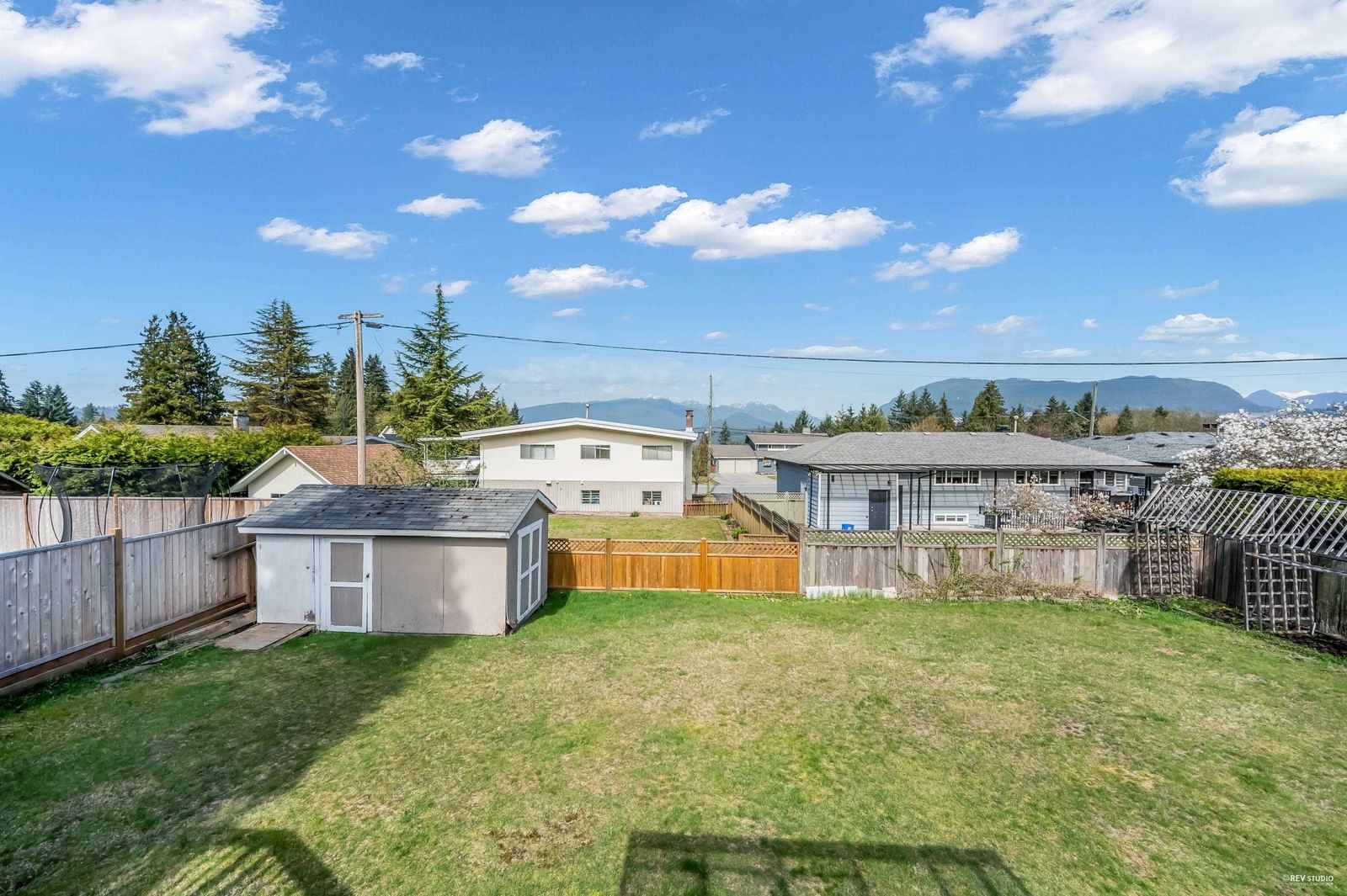 Listing Image 20