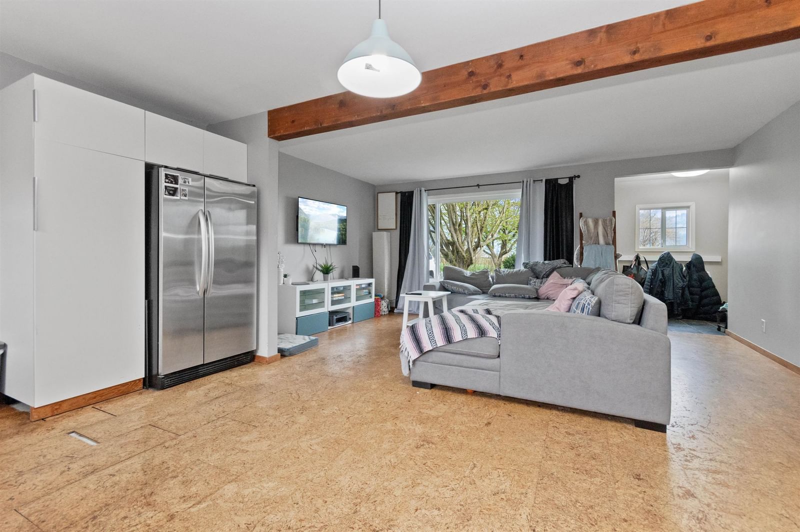 Listing Image 15