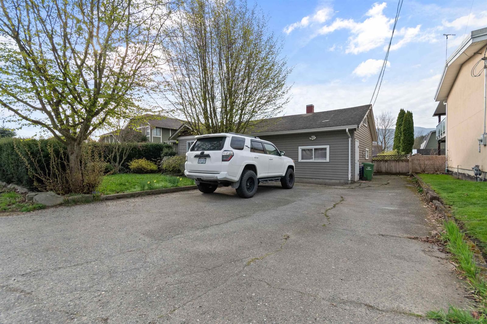 Listing Image 23