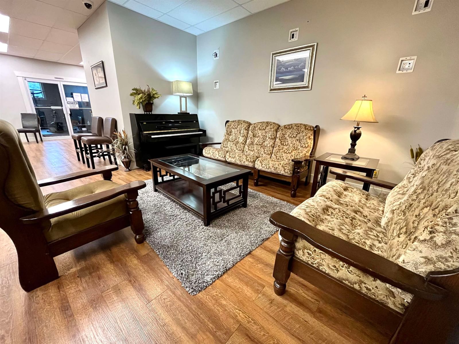 Listing Image 20