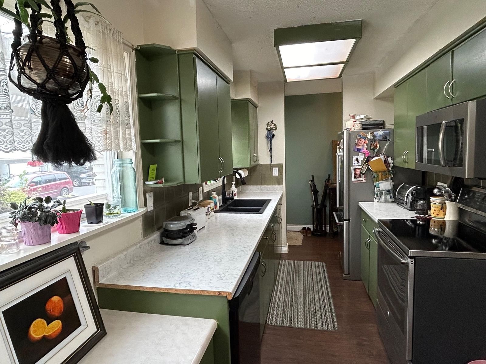 Listing Image 12