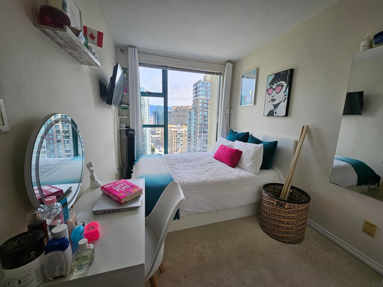 Listing Image 11