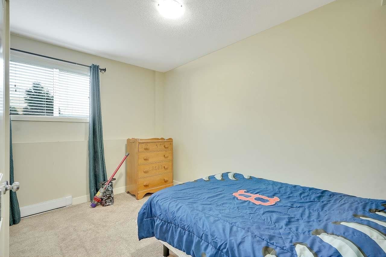 Listing Image 24
