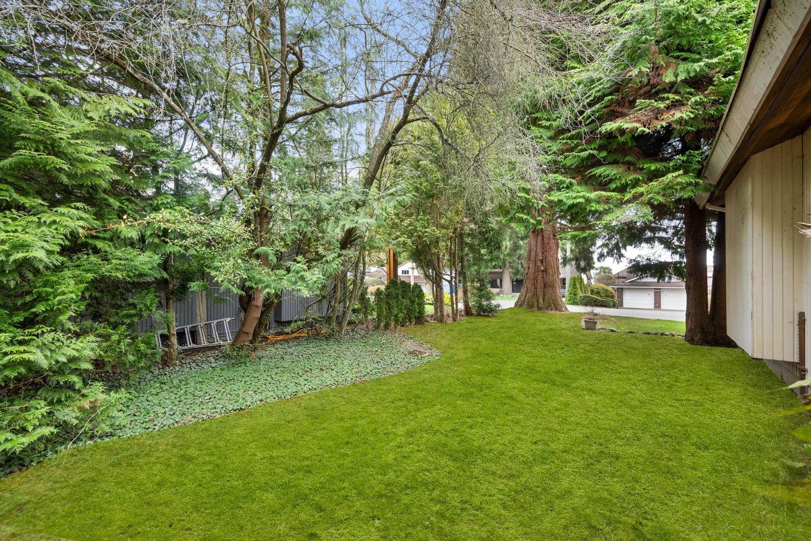 Listing Image 24