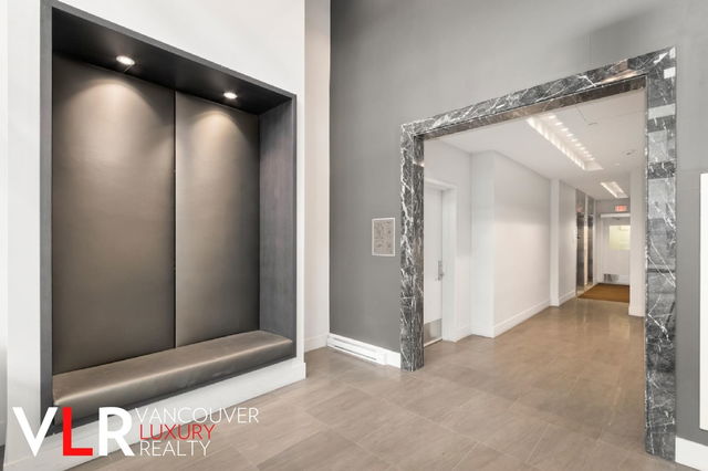 601 - 538 7th Avenue W