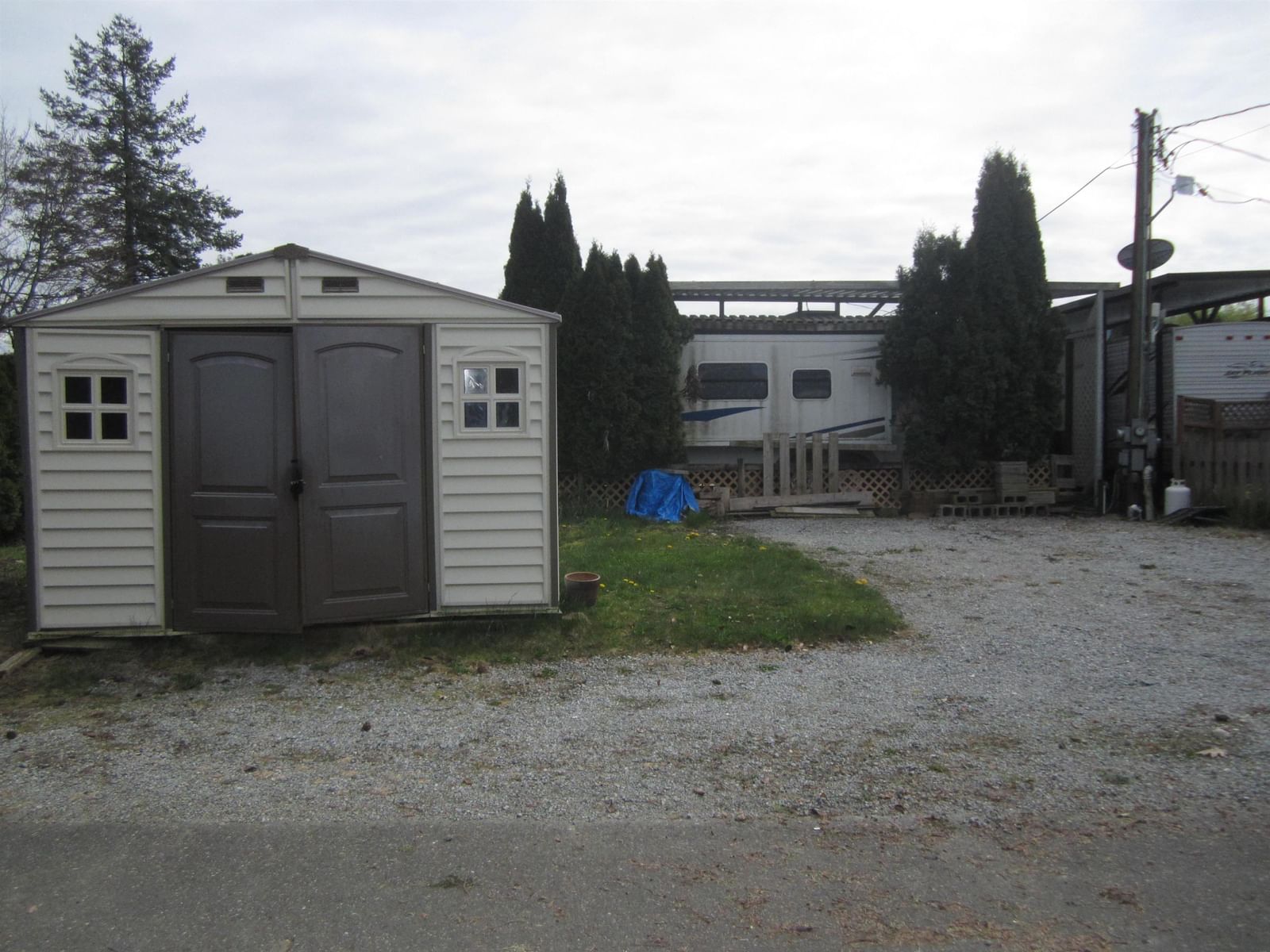 Listing Image 4
