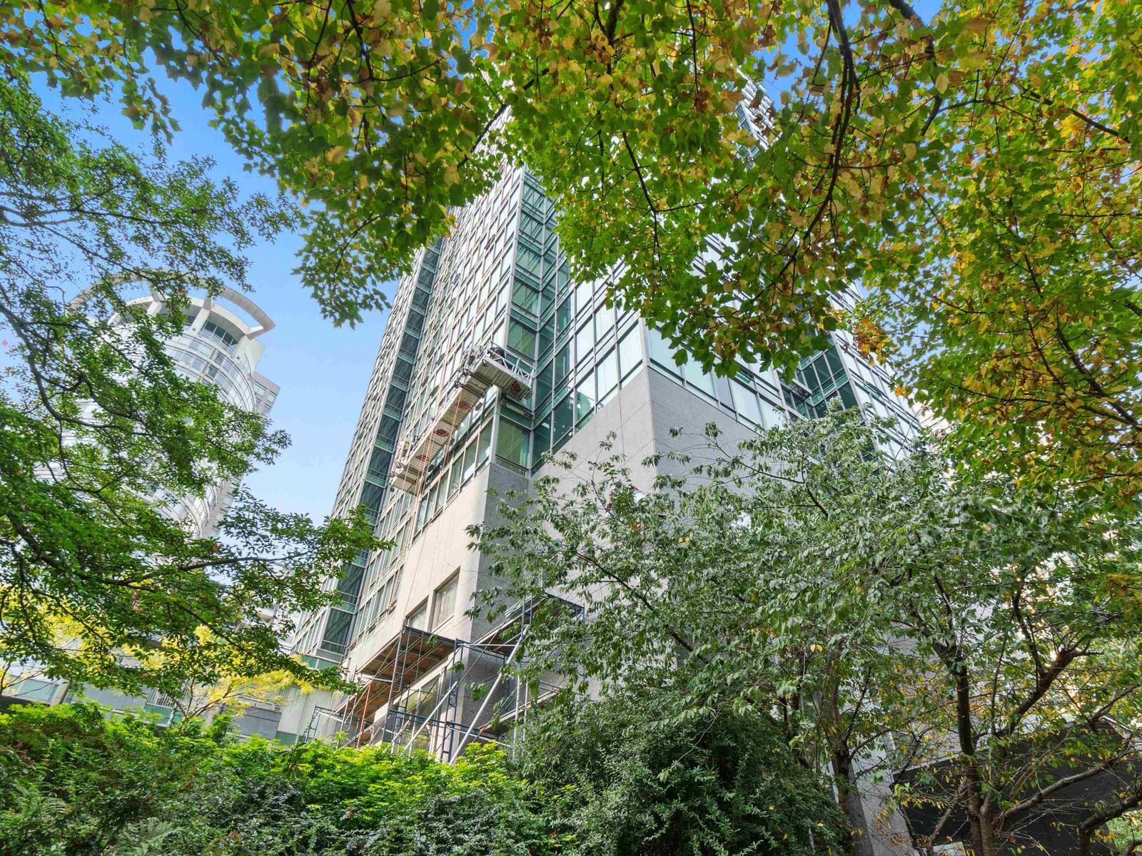Listing Image 21