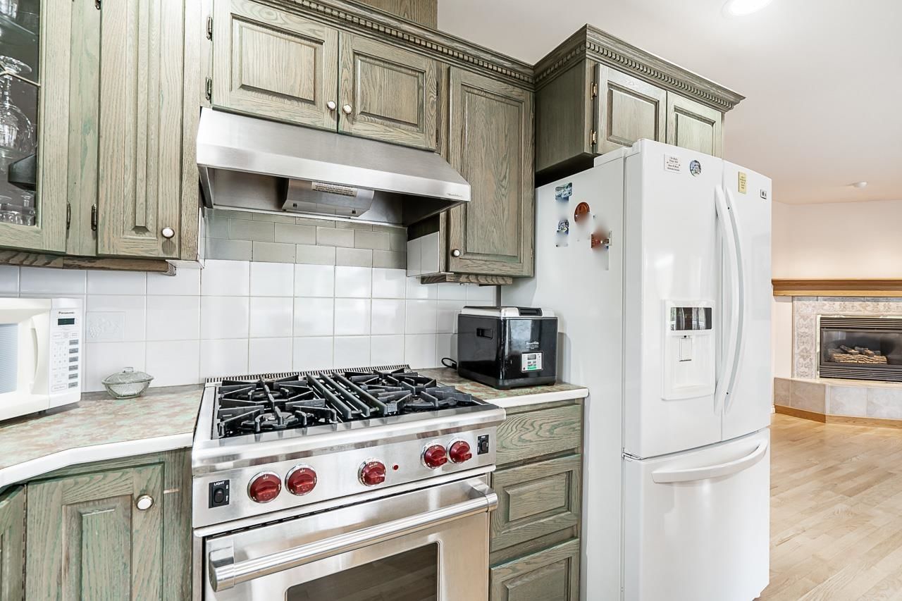 Listing Image 9