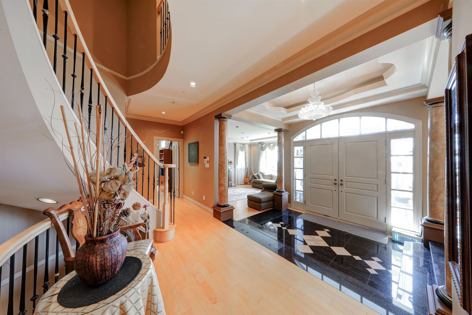 Listing Image 13