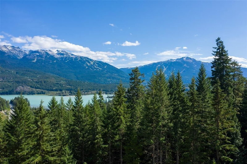 8566 Ashleigh Mcivor Drive, Whistler, V8E 1L9 | Image 3