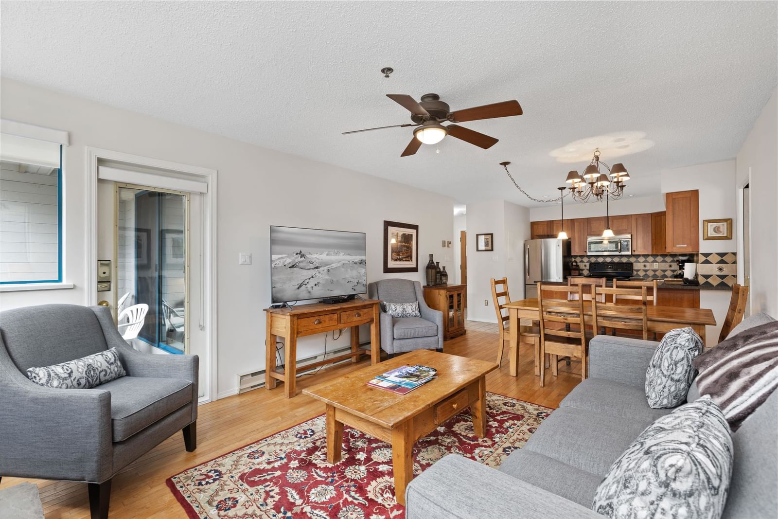 Listing Image 5