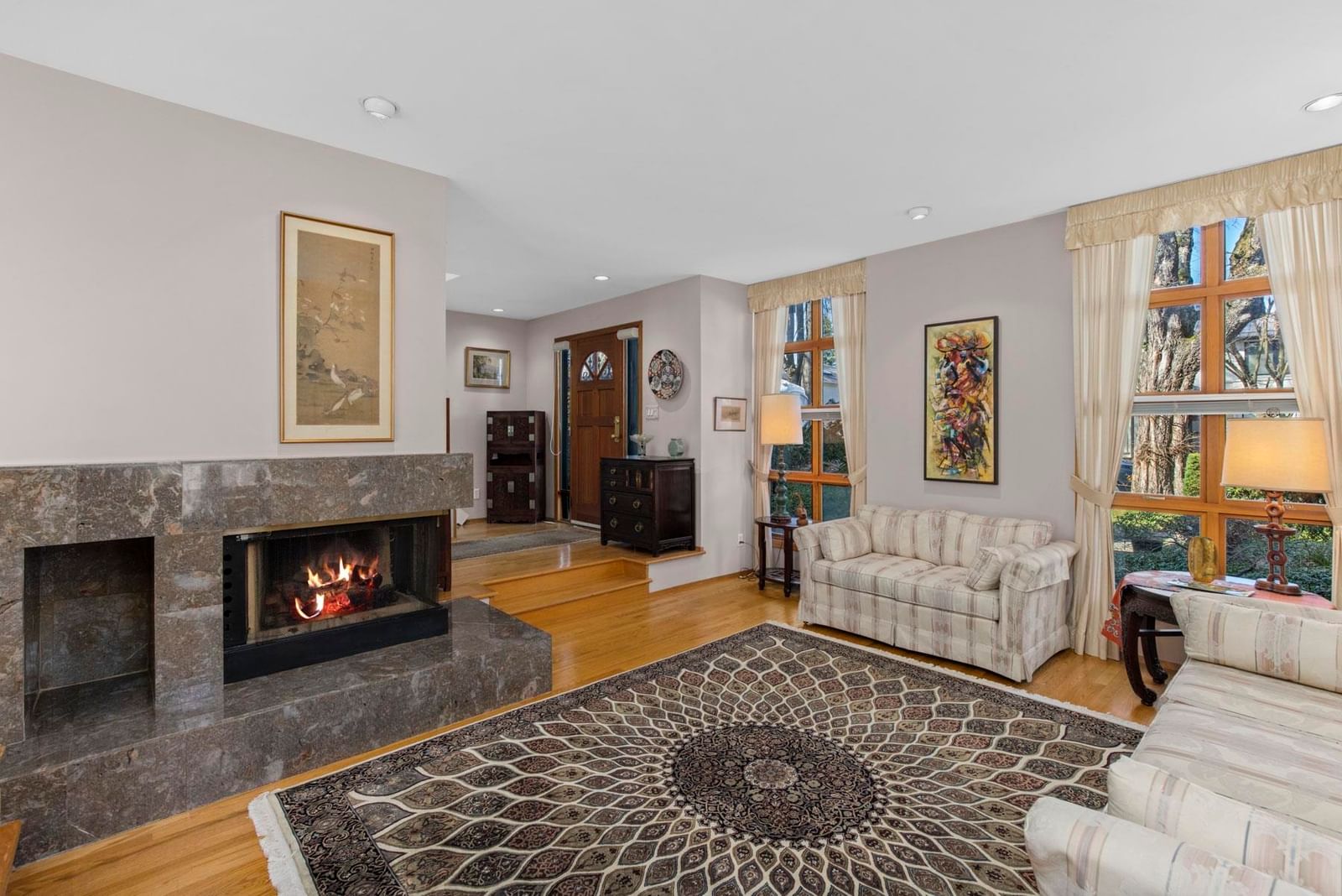 Listing photo 3