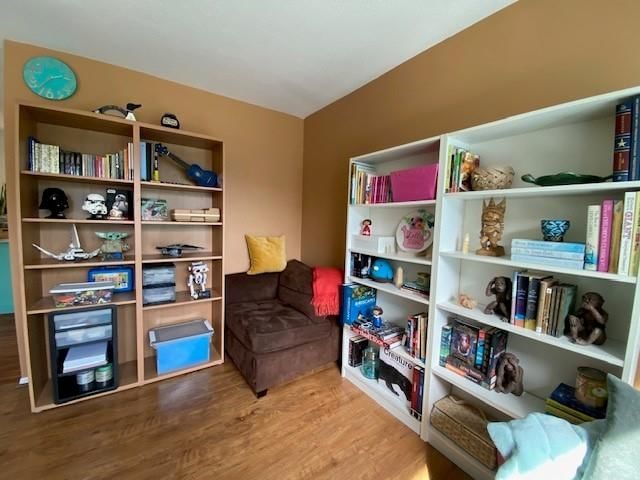 Listing Image 19