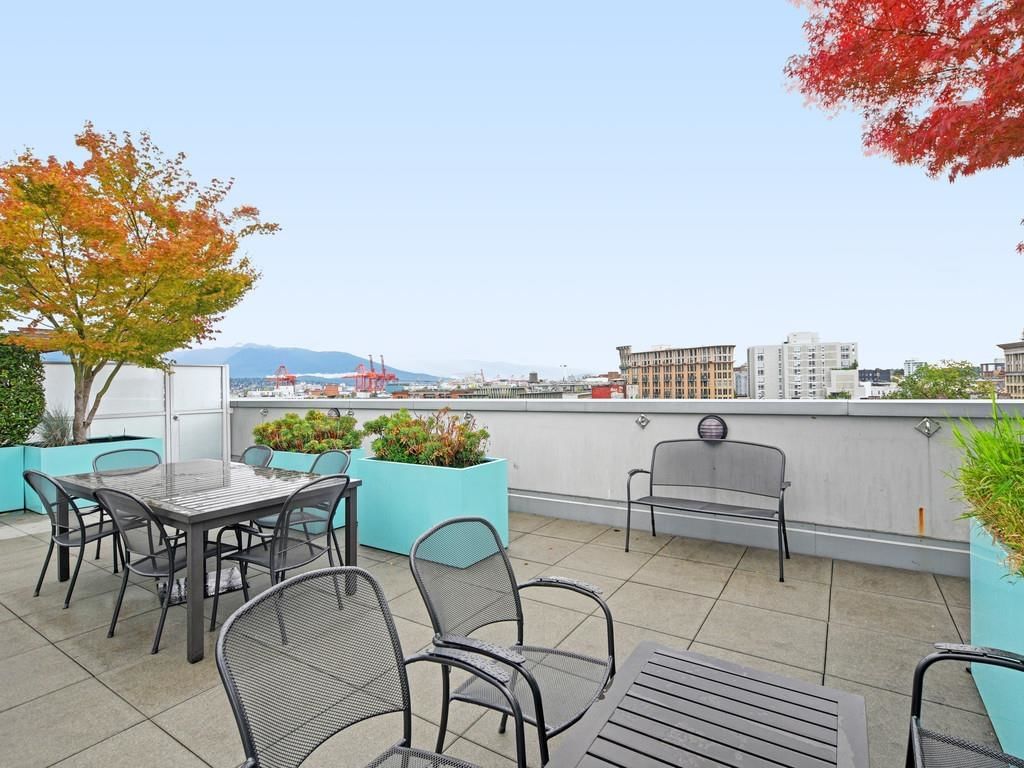 Listing Image 18